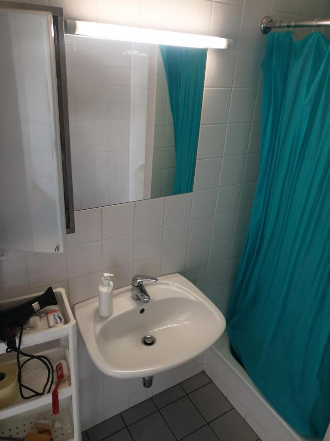 Cozy Bright Penthouse Close To U1 And U6 Metros Wien Exterior foto